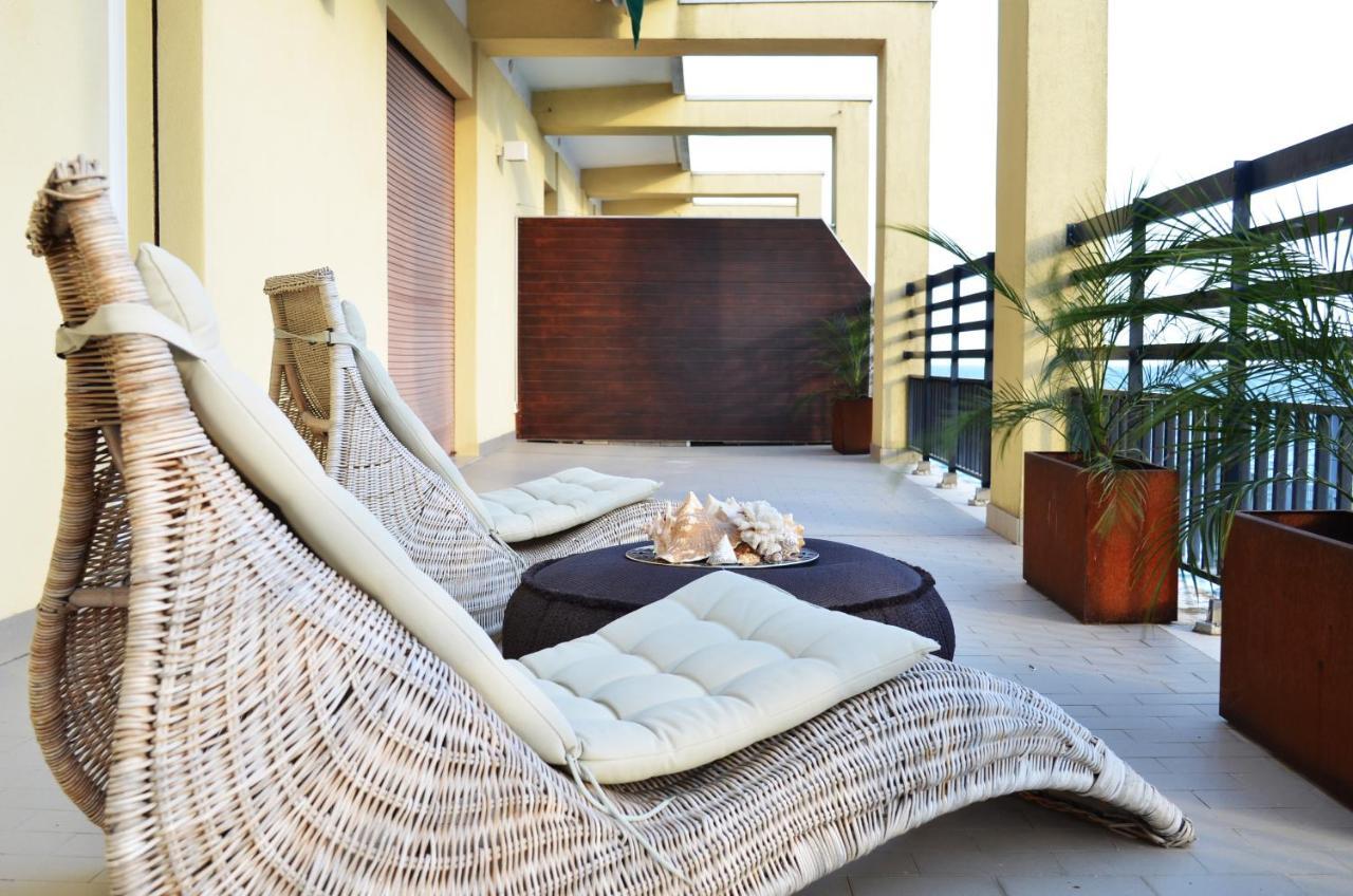 Apartamento Piazza Nember Attico Con Vista Mare Lido di Jesolo Exterior foto